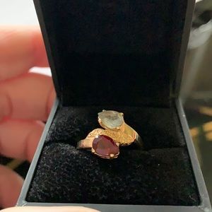 10k gold ring with garnet and aquamarine